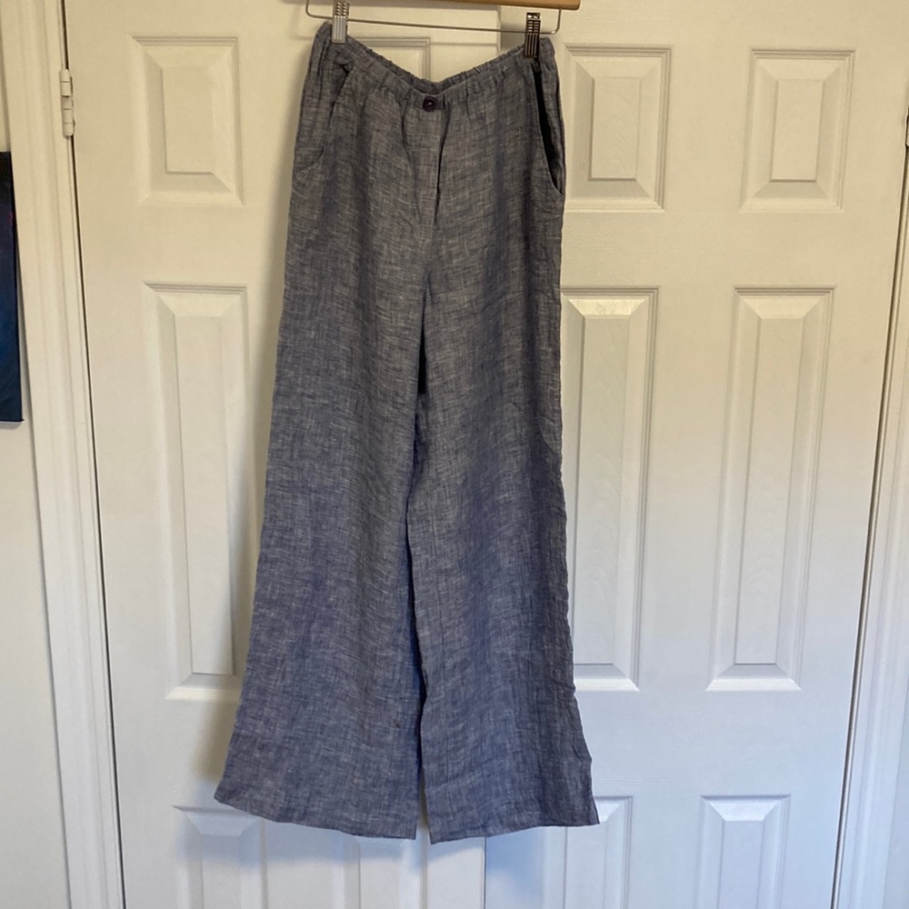 Nic and Zoe blue light wash linen wide leg pants